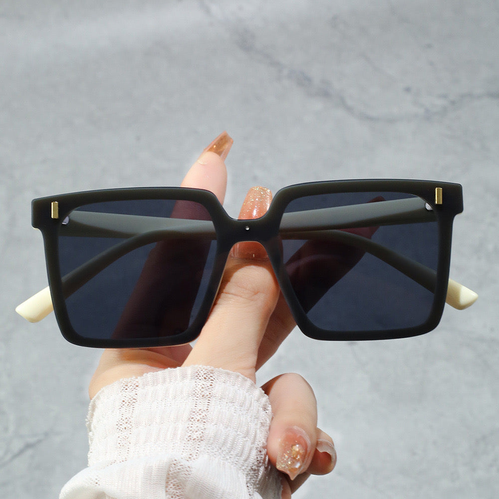 8R5-8 GUCU Sunglasses